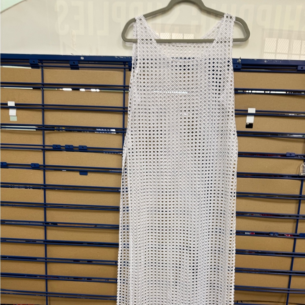 Chic White Crochet Swim Coverup